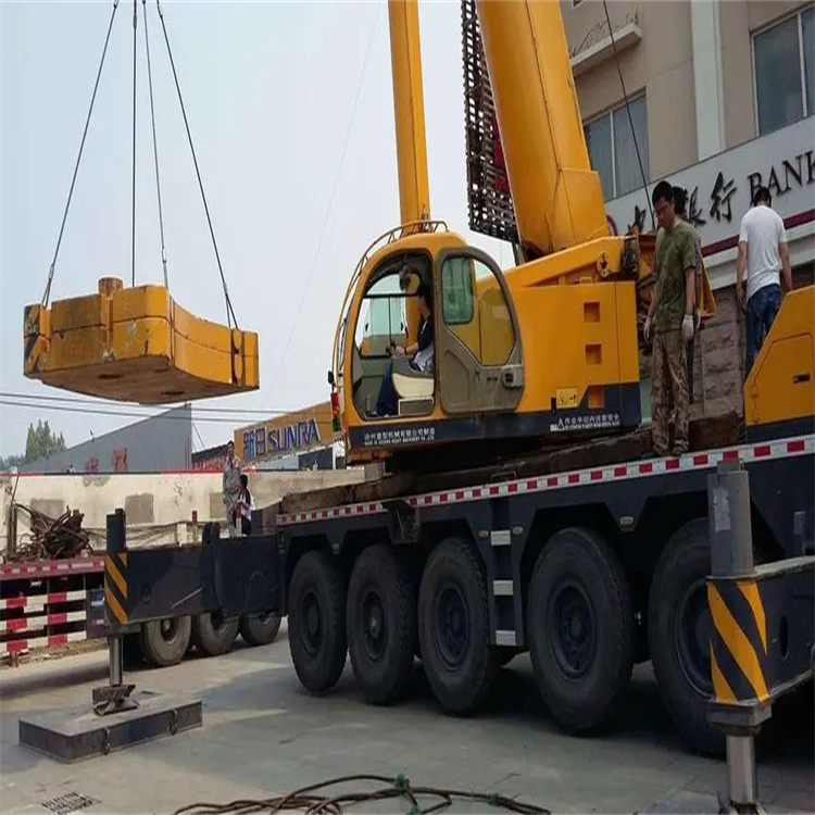 中兴镇当地吊车出租|机器吊装|75吨|工厂搬迁服务